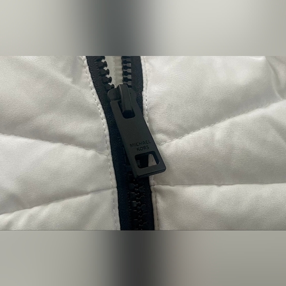 NWT Stunning Michael Kors White Winter Coat Designer MK Jacket S M L XL - Picture 9 of 13